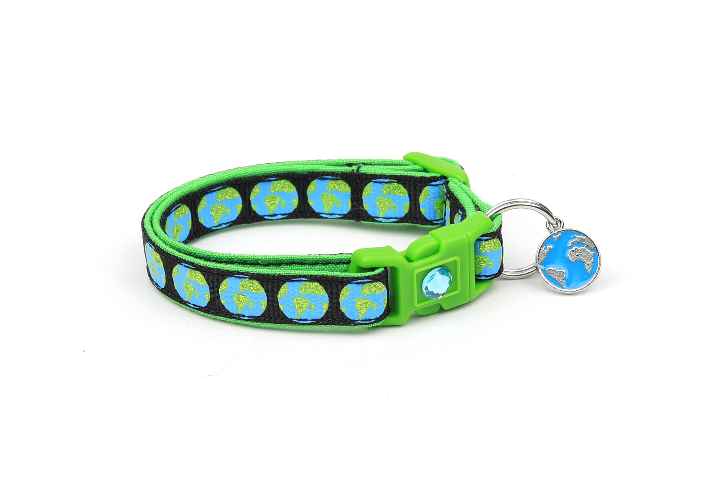 Earth on Black Cat Collar-1