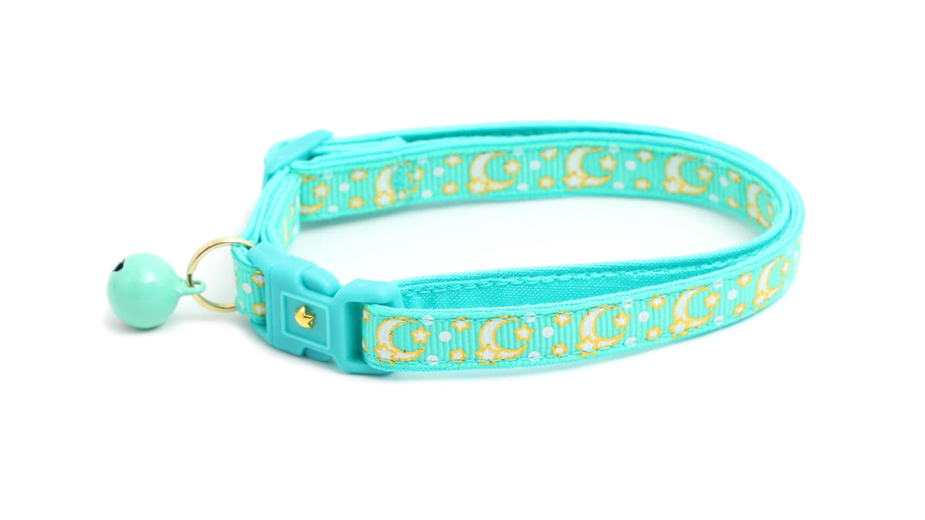 Gold Moons and Stars on Aqua V2 Cat Collar
